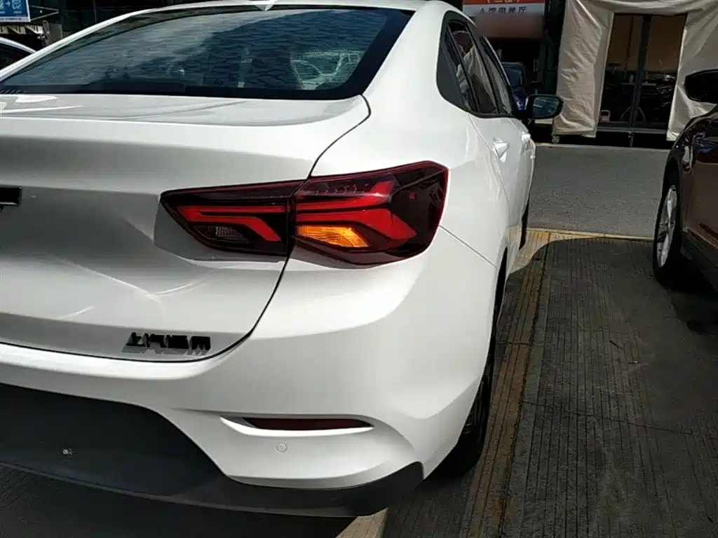 Chevrolet Cavalier 2020 Facelift Redline 325T Automatic Trend Edition фото 8