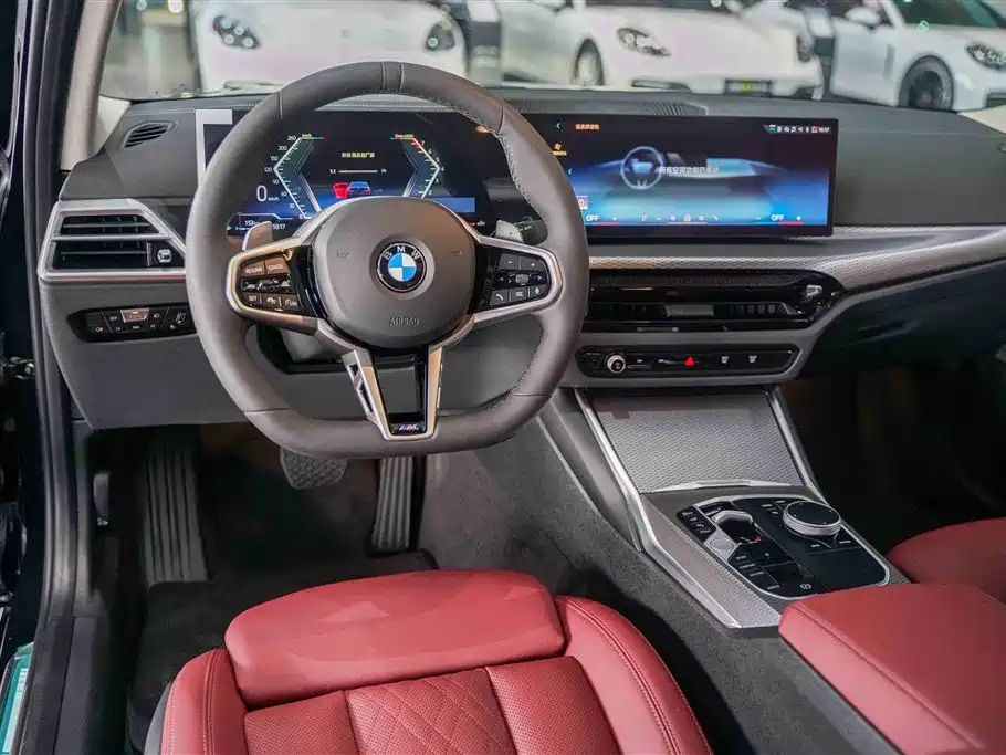 صورة 11 - BMW 3 Series