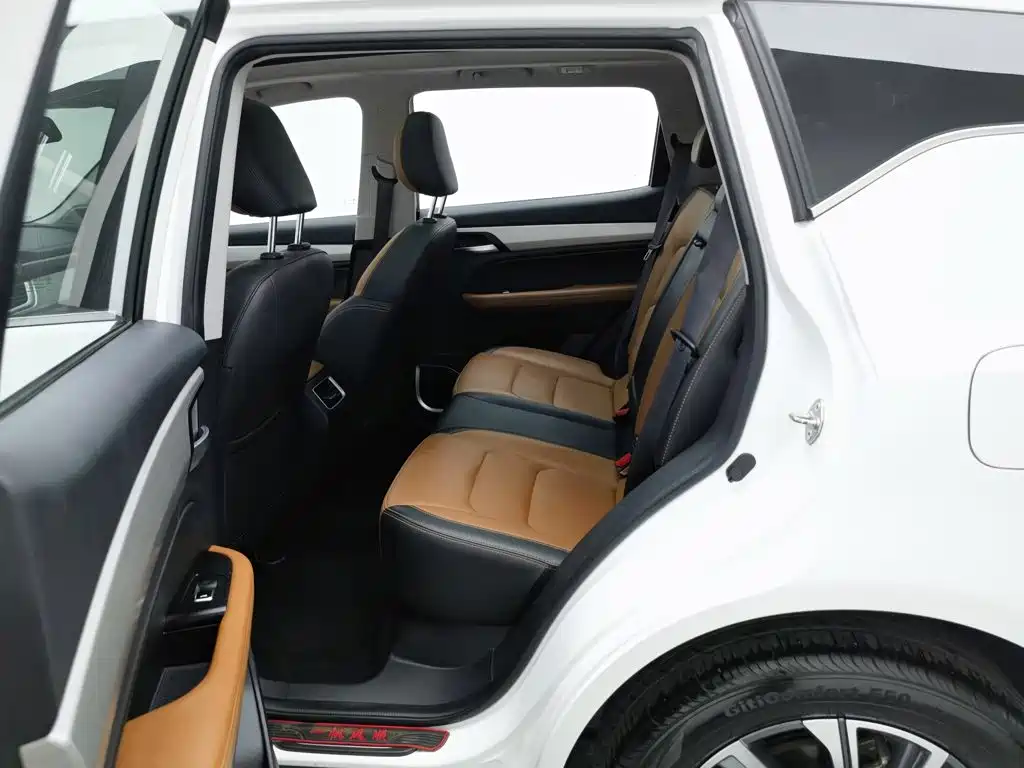 Geely Emgrand X6, миниатюра 15