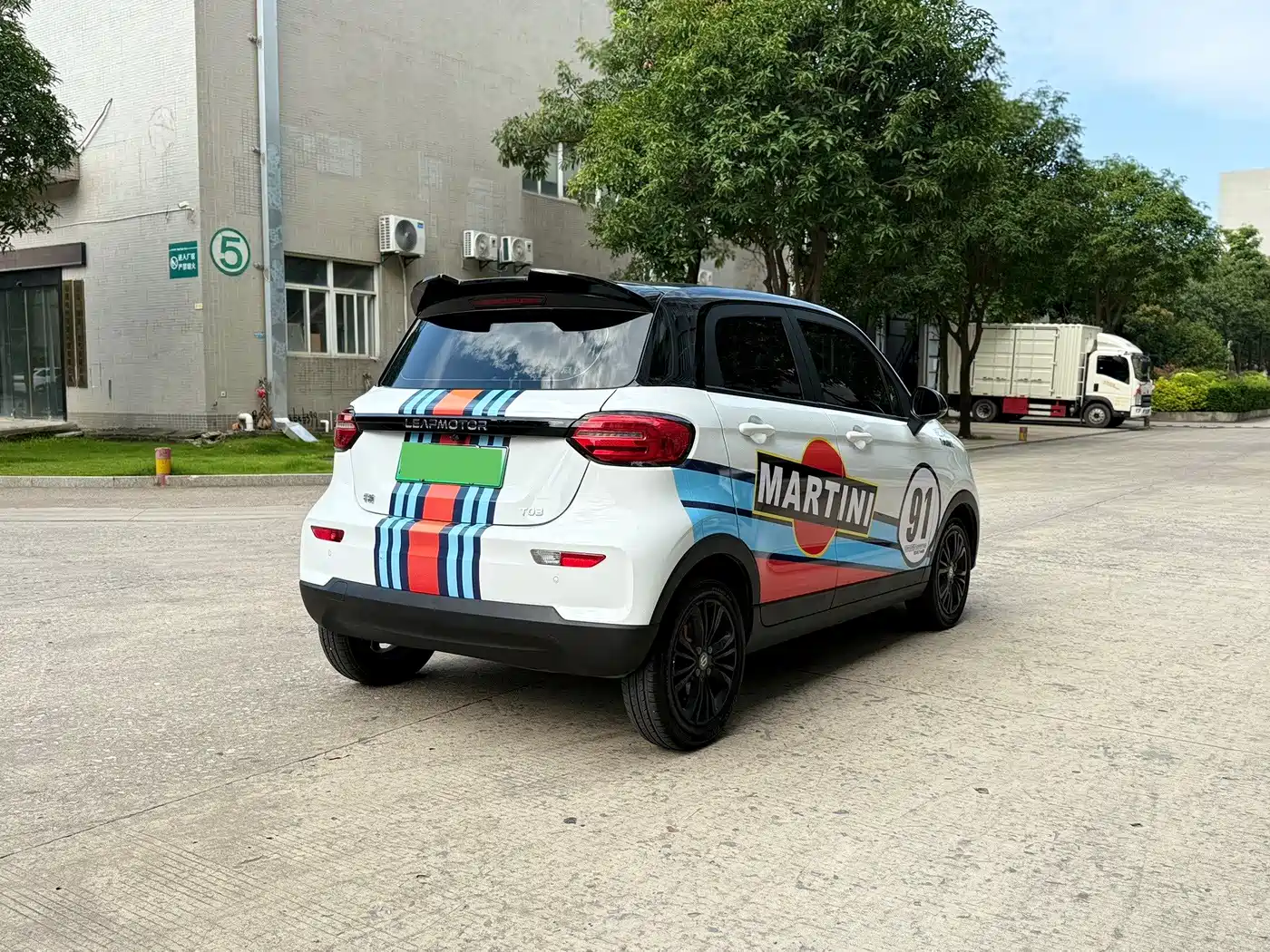 ZERO-RUNNING CAR ZERO RUN T03