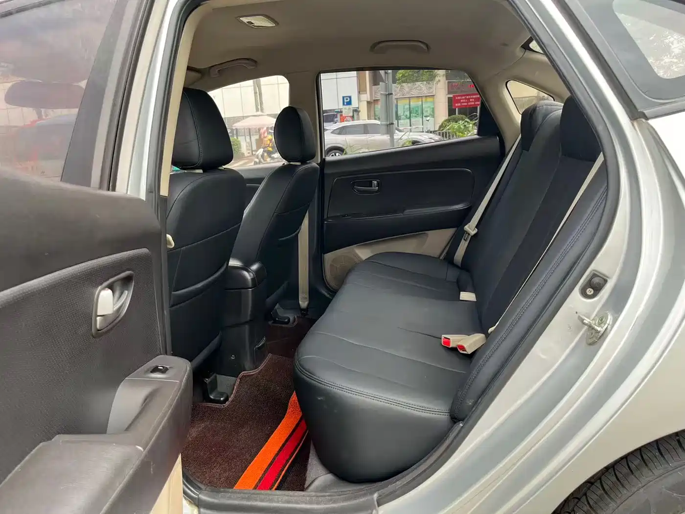 Hyundai Elantra 2011 1.6L Automatic Comfort фото 6