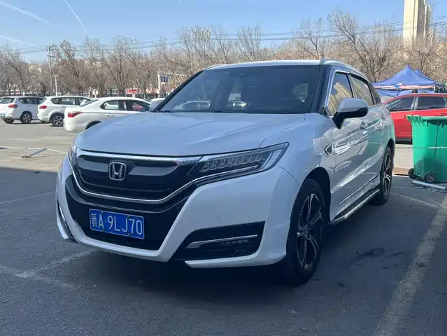 HONDA UR V