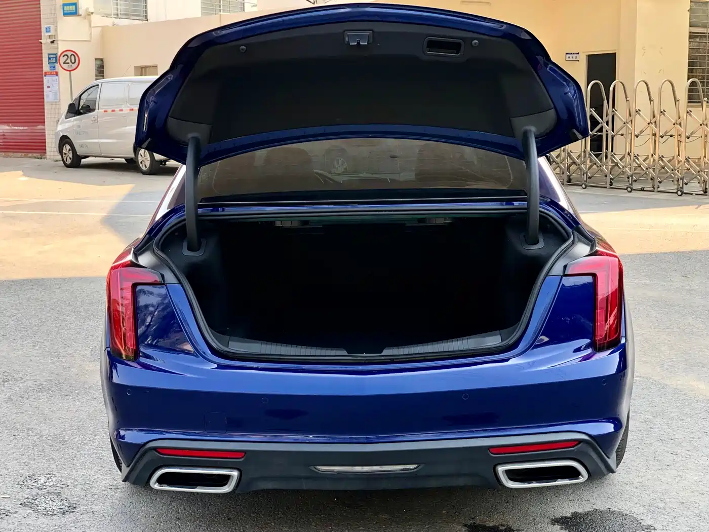 Cadillac CT5 2023 28T Luxury Style (Standard Edition) фото 26