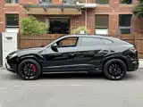 Фото 2 - Lamborghini Urus