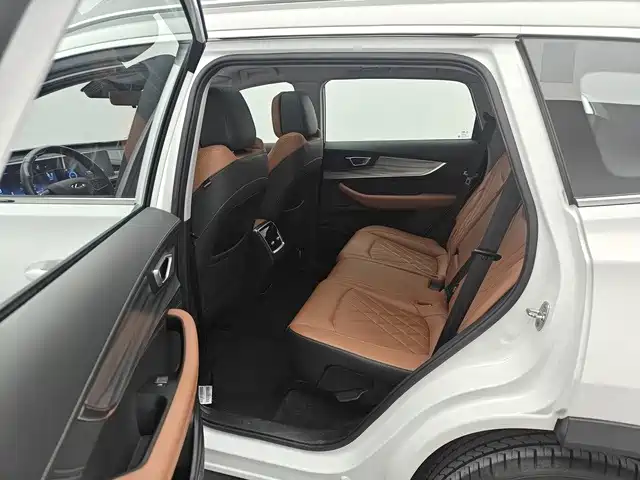 Chery Tiggo 8 PLUS 2022 2021 Model 290TGDI DCT Luxury Edition