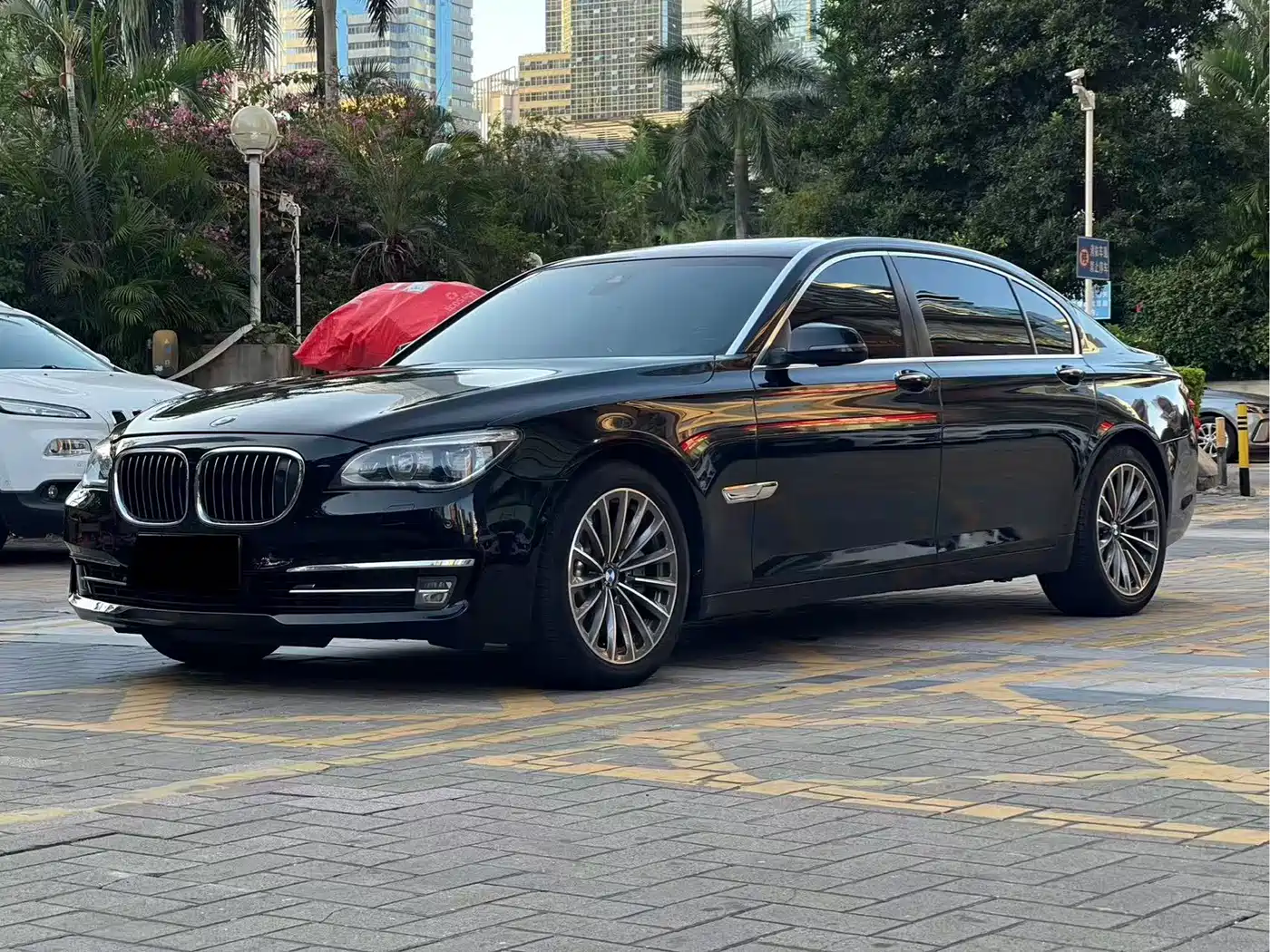 BMW 7 Series 2013 750Li xDrive