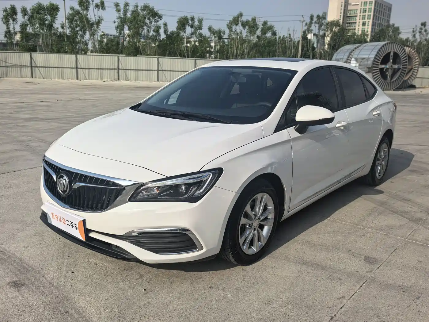 Buick Verano 2019 Sedan 20T Dual Clutch Leading