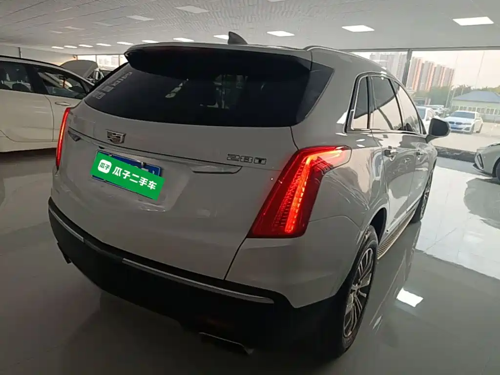 Cadillac XT5 2016 2016 28T AWD Luxury Model