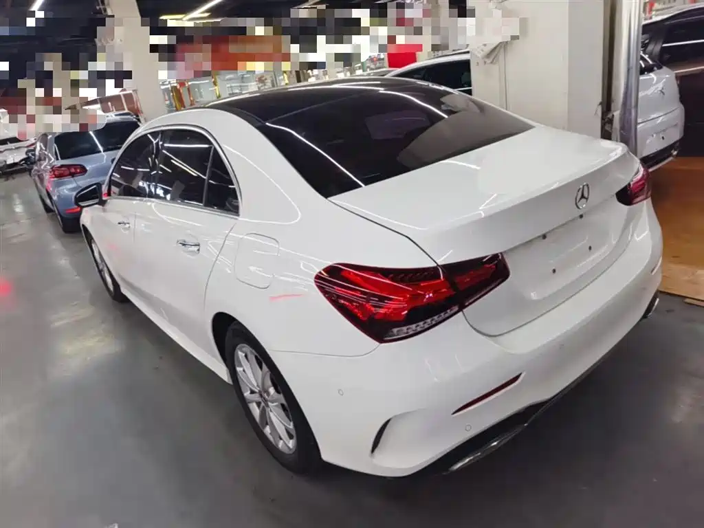 MERCEDES-BENZ CLASS A