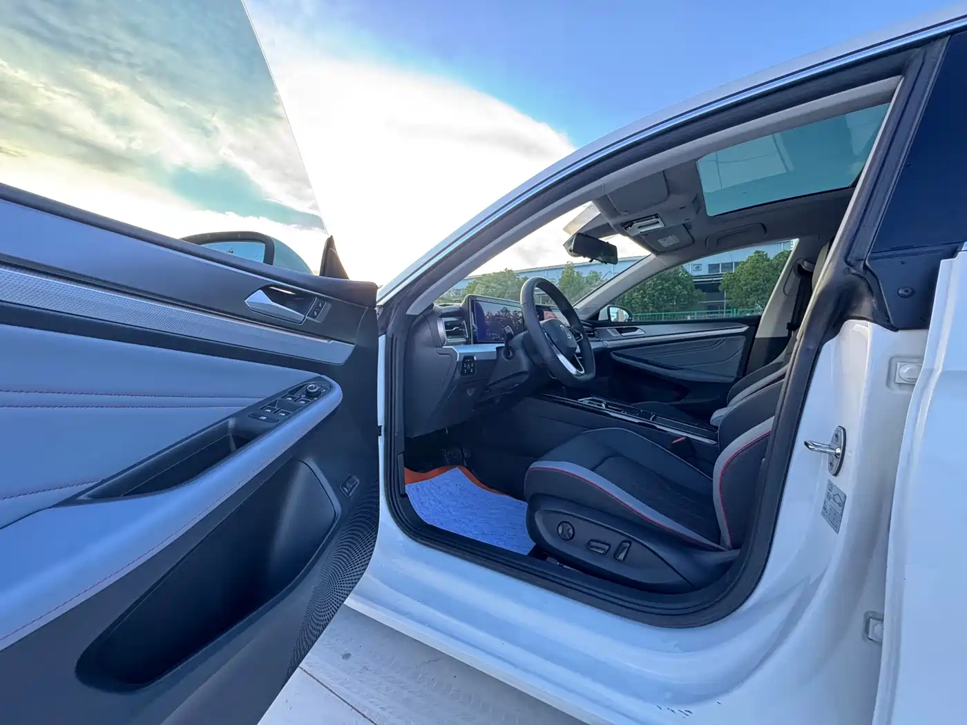 Volkswagen Lamando, миниатюра 13