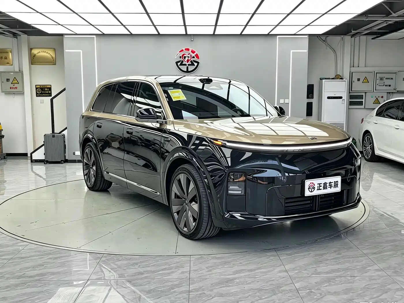 Li Auto Li Xiang L9 2026 2026 Base Model