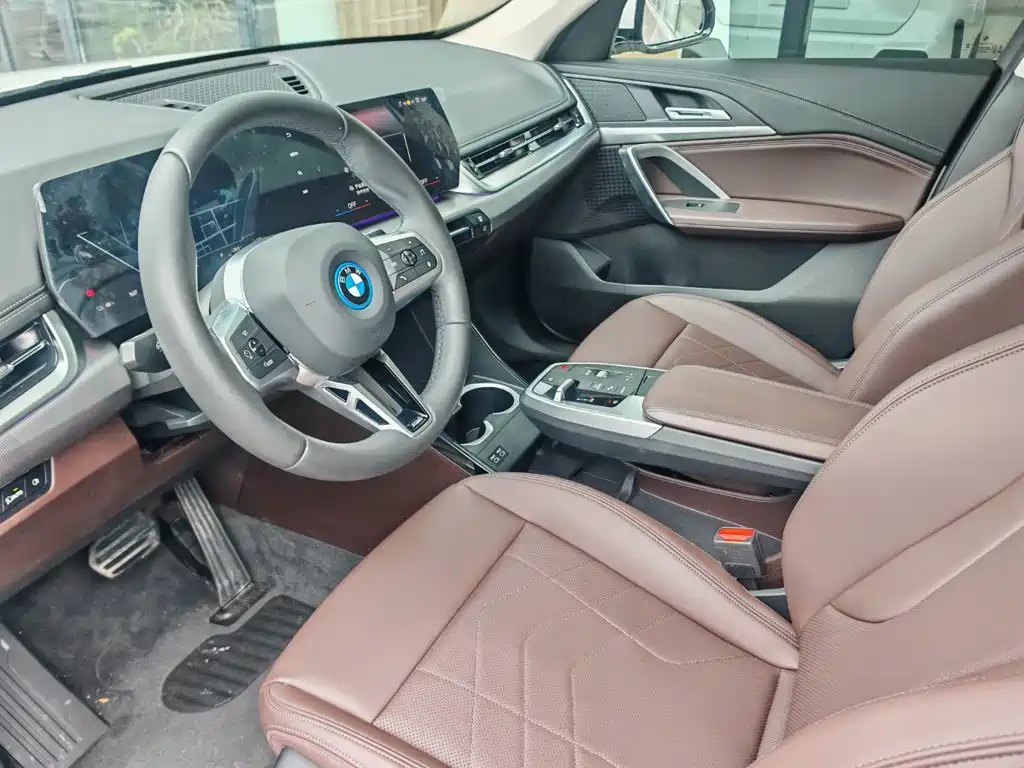 BMW iX1 2024 2023 eDrive25L M Sport Package