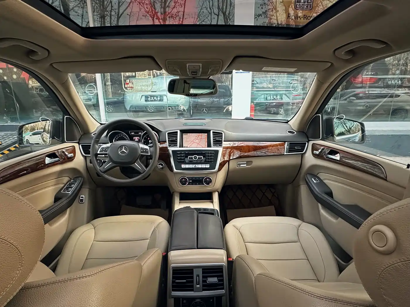 Mercedes-Benz M-Class 2012 Model ML 350 Luxury фото 10