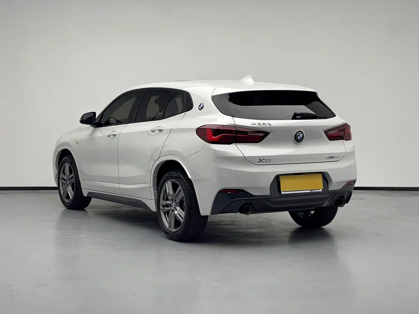 BMW X2 2024 2023 sDrive25i M Sport Shadow Edition