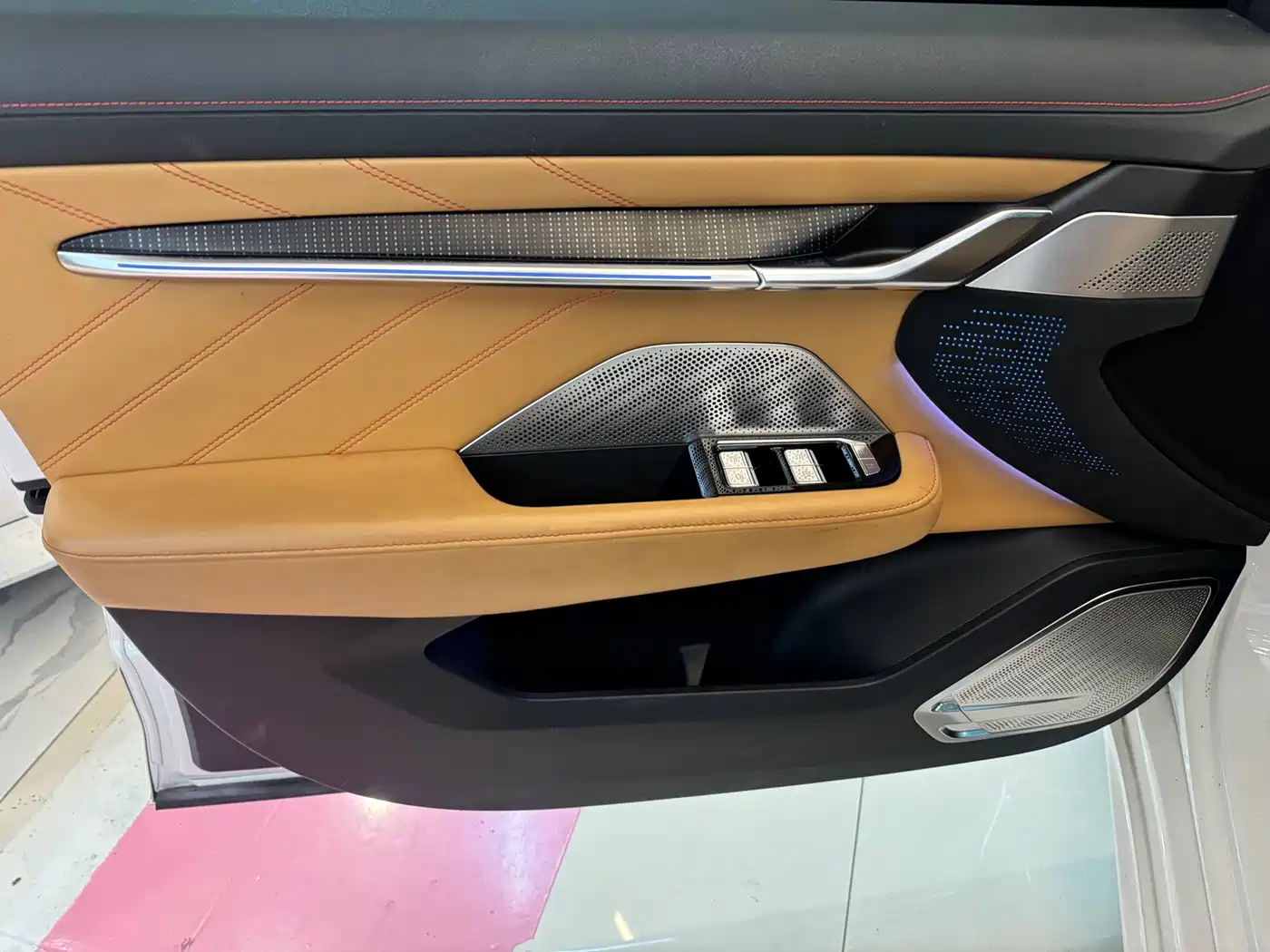 ZEEKR EXTREME KRYPTON 001