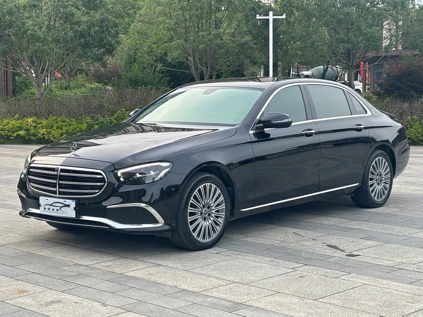  E CLASS