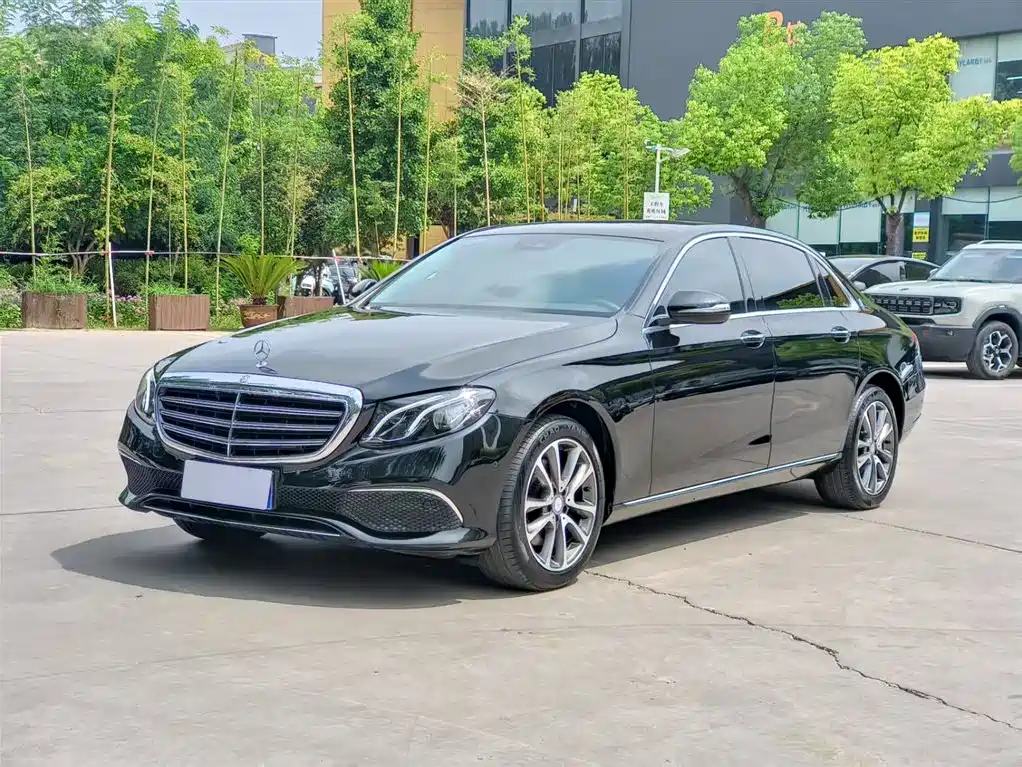 Mercedes-Benz E-Class 2016 E 200 L Sport Type