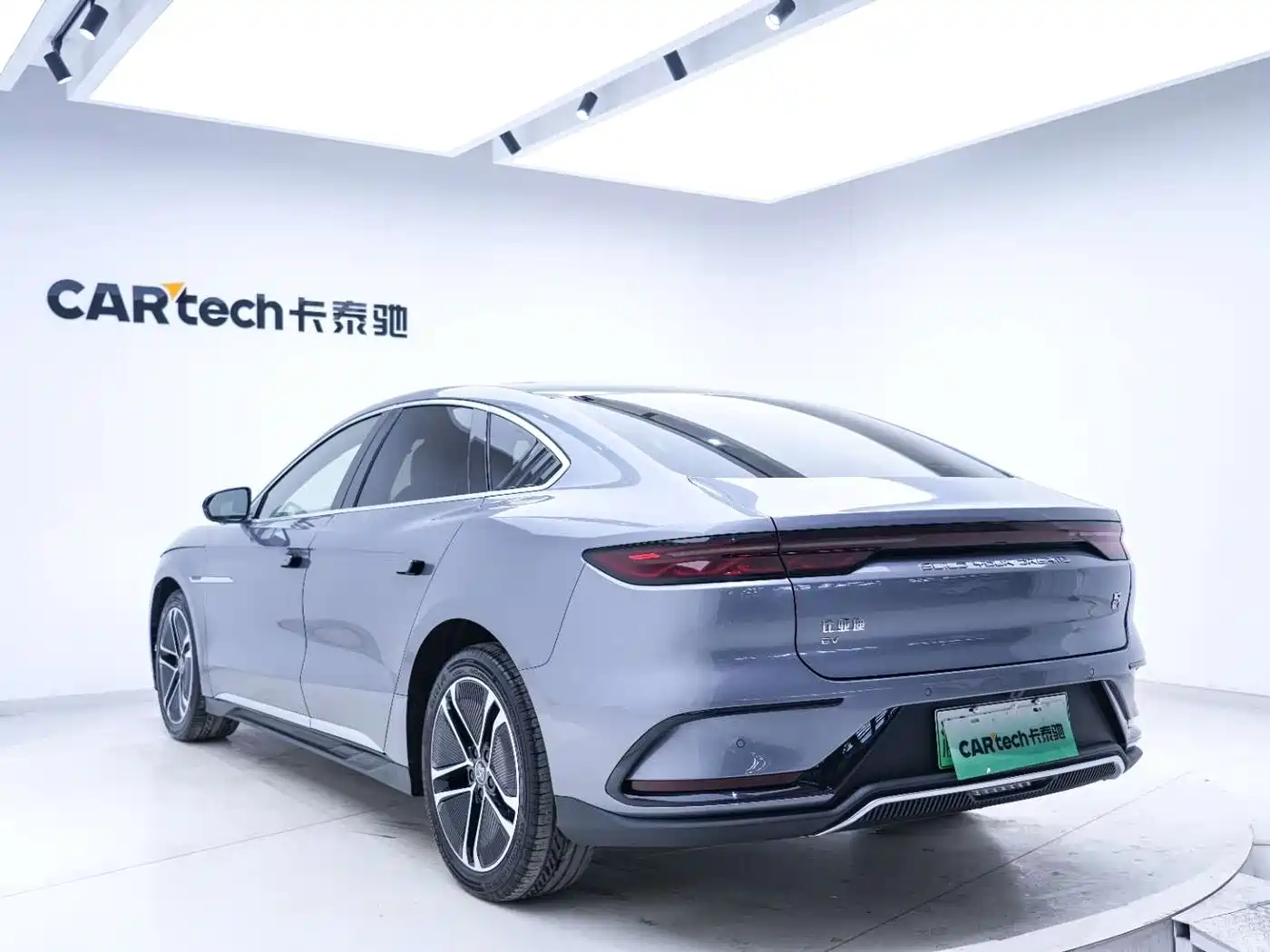 BYD Han 2023 EV Champion Edition 605KM FWD Premium фото 16
