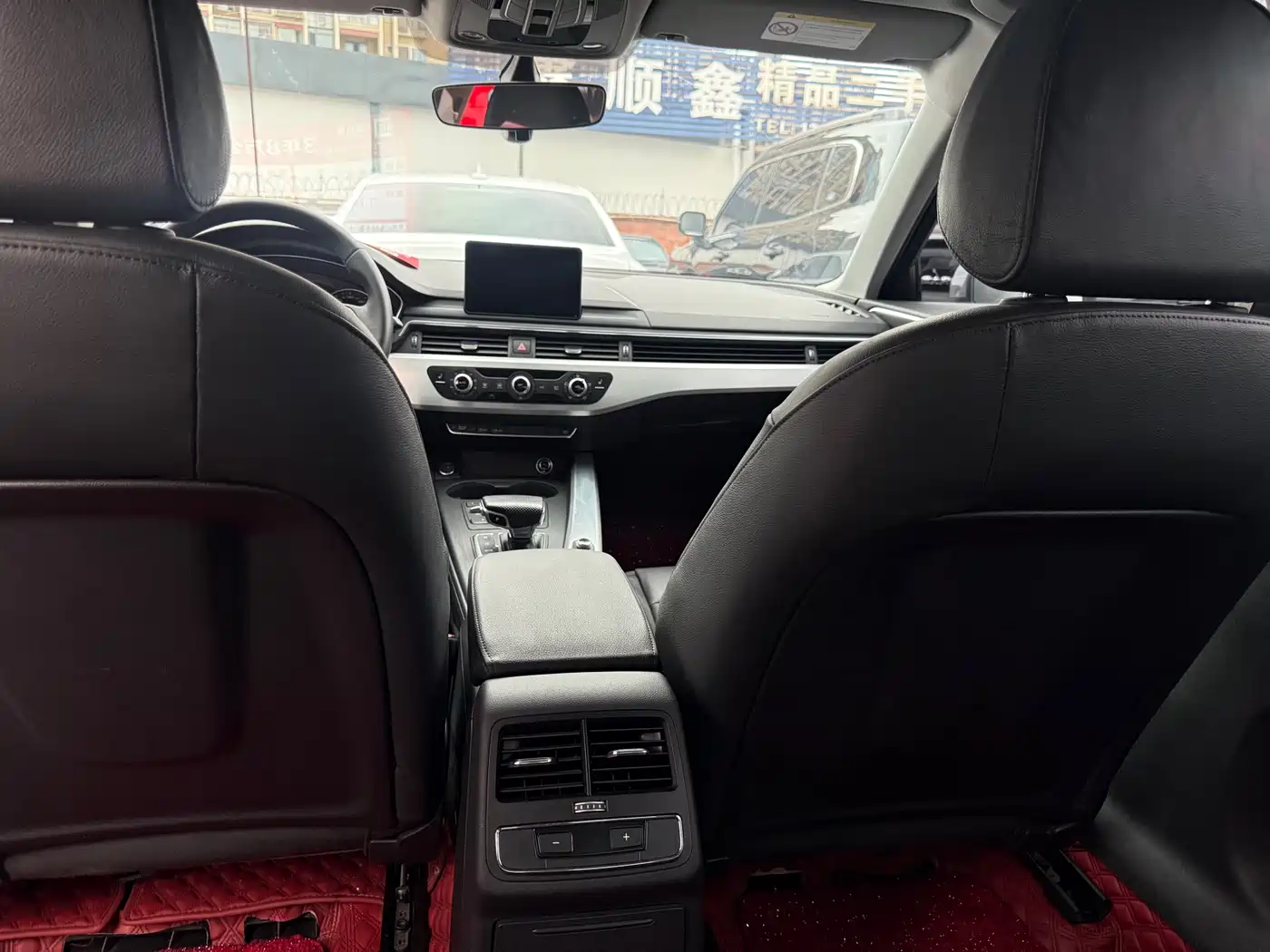 Audi A4L 2017 40 TFSI Progressive фото 7