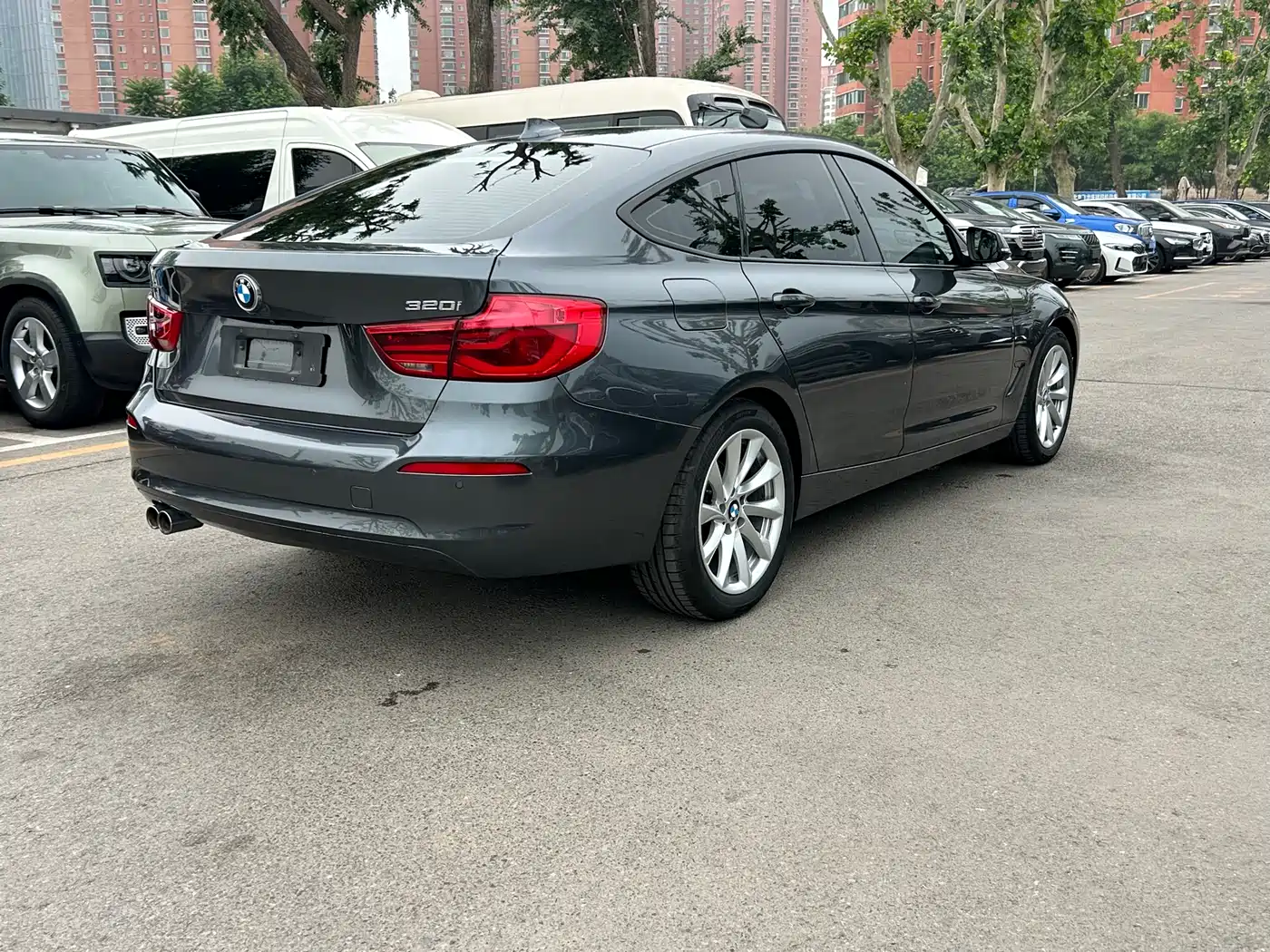 BMW 3 Series GT 2018 320i Fashion фото 4