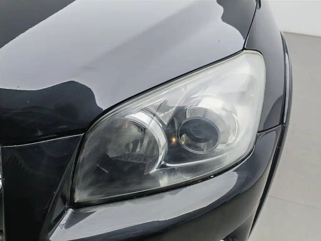Toyota RAV4 Rongfang 2012 Styling Edition 2.0L Automatic 4WD фото 7