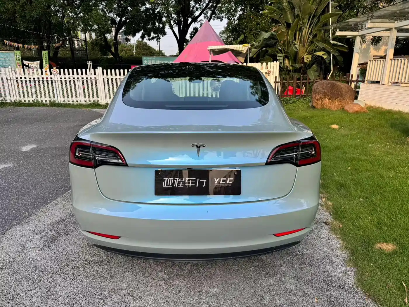 Tesla Model 3 (Import) 2019 2019 Long Range RWD Version