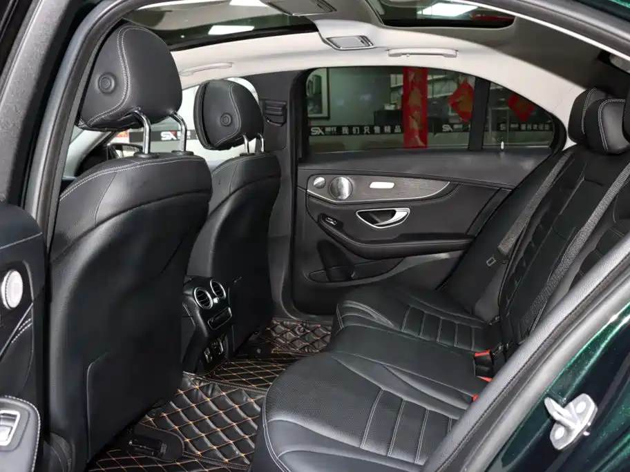 Mercedes-Benz C-Class, миниатюра 10