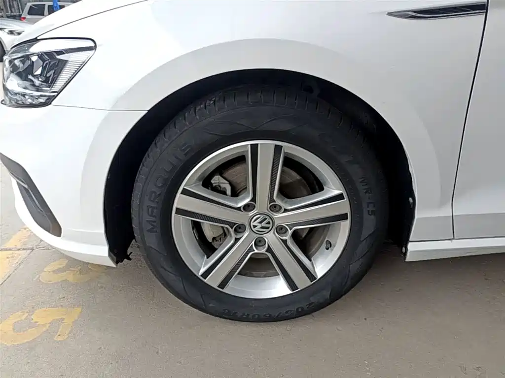 Volkswagen Lamando 2019 230TSI DSG Fashion Edition China VI фото 23