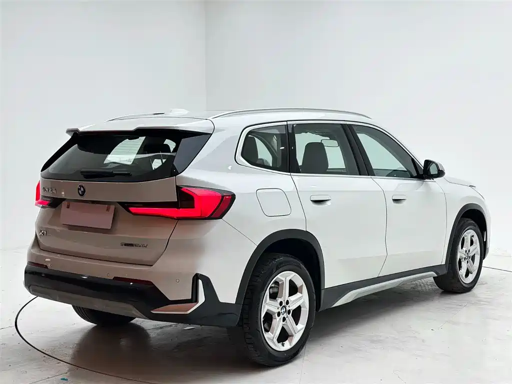 BMW X1 2023 sDrive20Li X Design Package фото 6