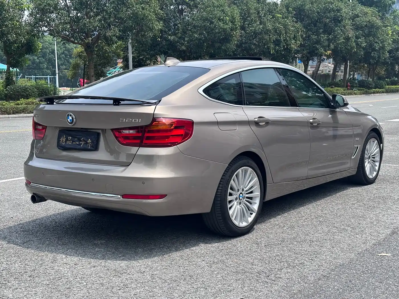 BMW 3 Series GT 2013 320i Style Design Package фото 12