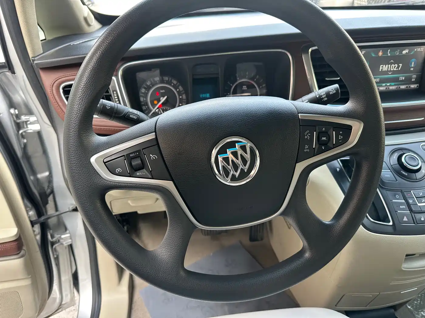 Buick GL8 2018 28T Comfort China VI фото 19