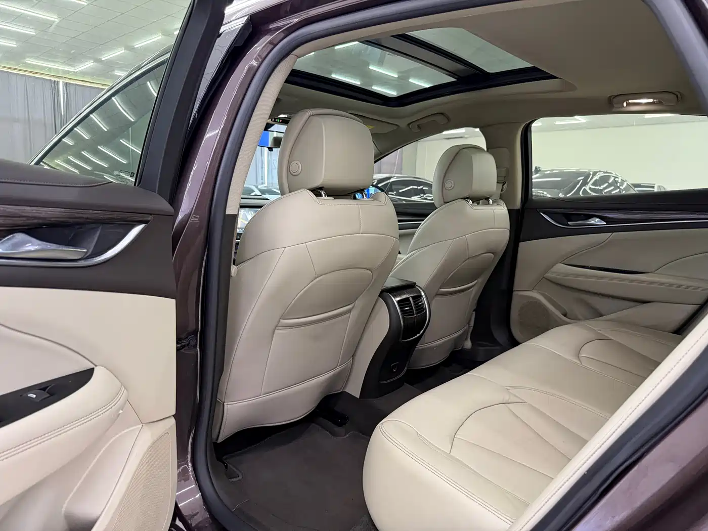 Buick LaCrosse 2016 Facelift 20T Leading фото 5
