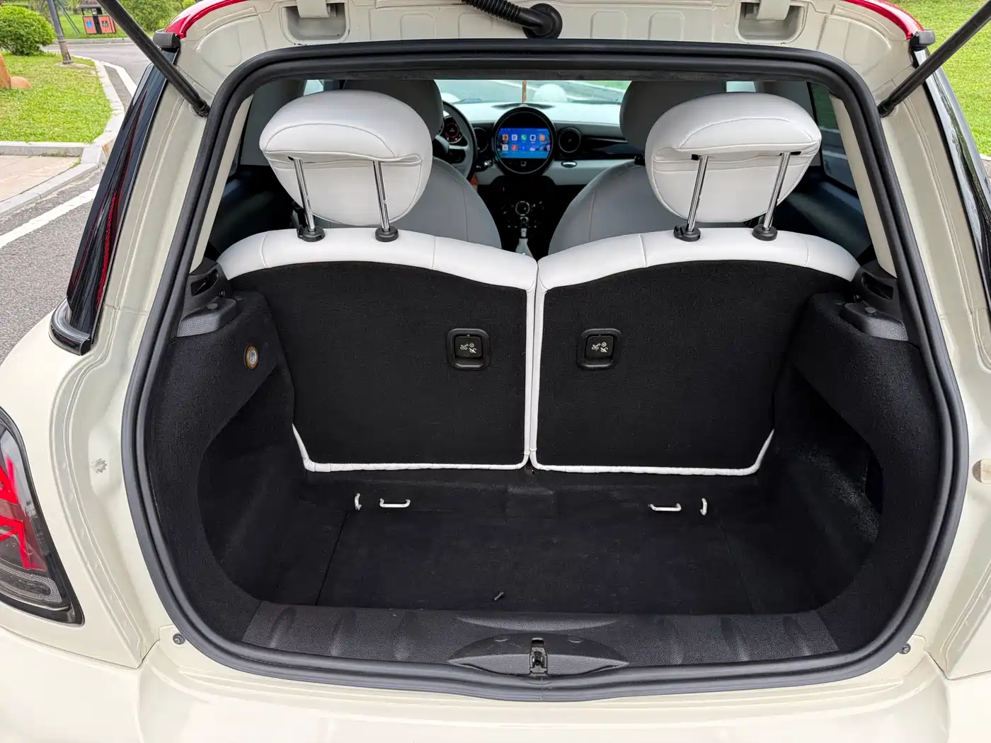 MINI 2012 1.6L ONE Baker Street фото 27
