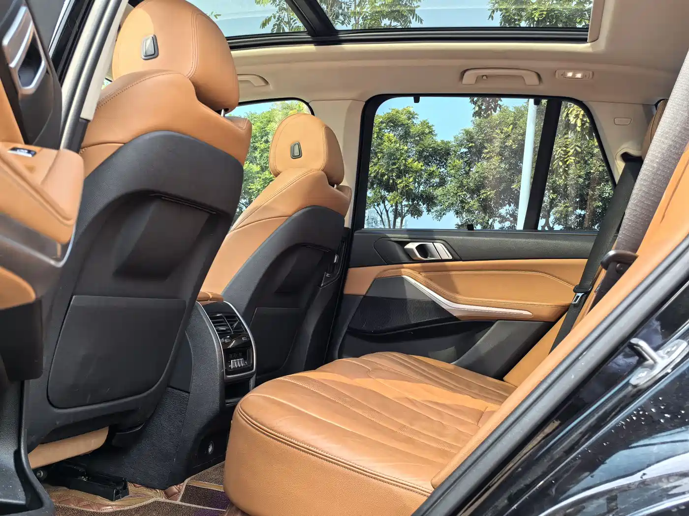 BMW X5 (Import) 2020 xDrive40i M Sport Package фото 8
