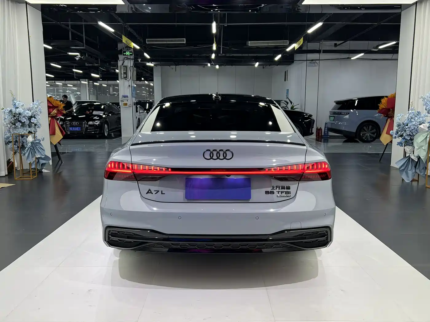 AUDI A7L