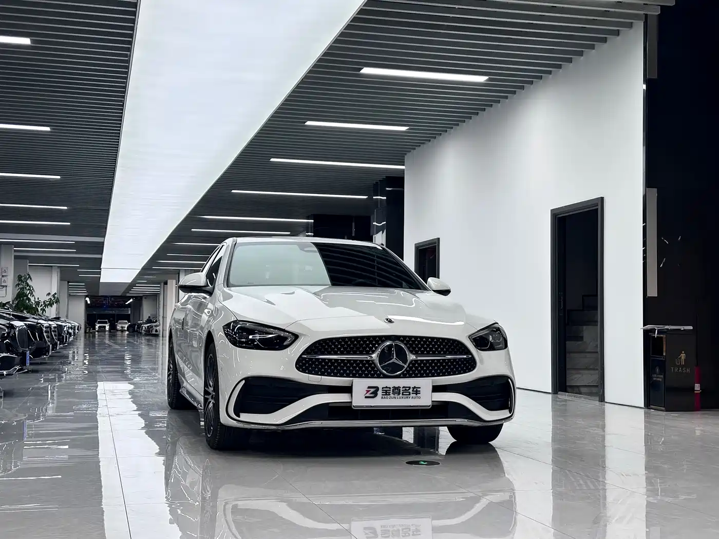 Mercedes-Benz C-Class 2023 Facelift C 200 L Sport Edition фото 3