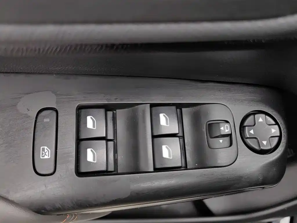 Фото 9 - Citroën Tianyi C5 AIRCROSS