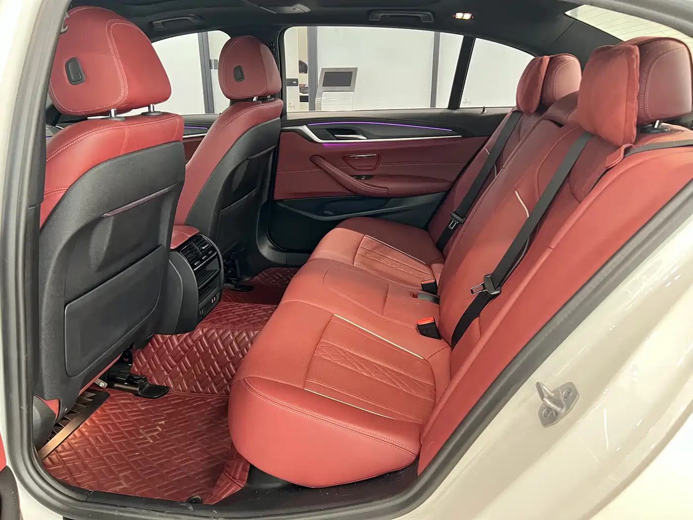 BMW 5 Series 2021 530Li Leading M Sport Package фото 9