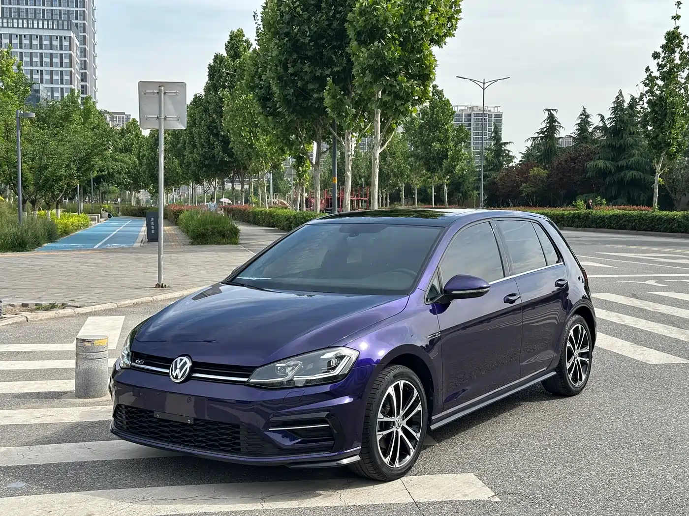 Volkswagen Golf 2019 280TSI DSG R-Line China VI фото 3