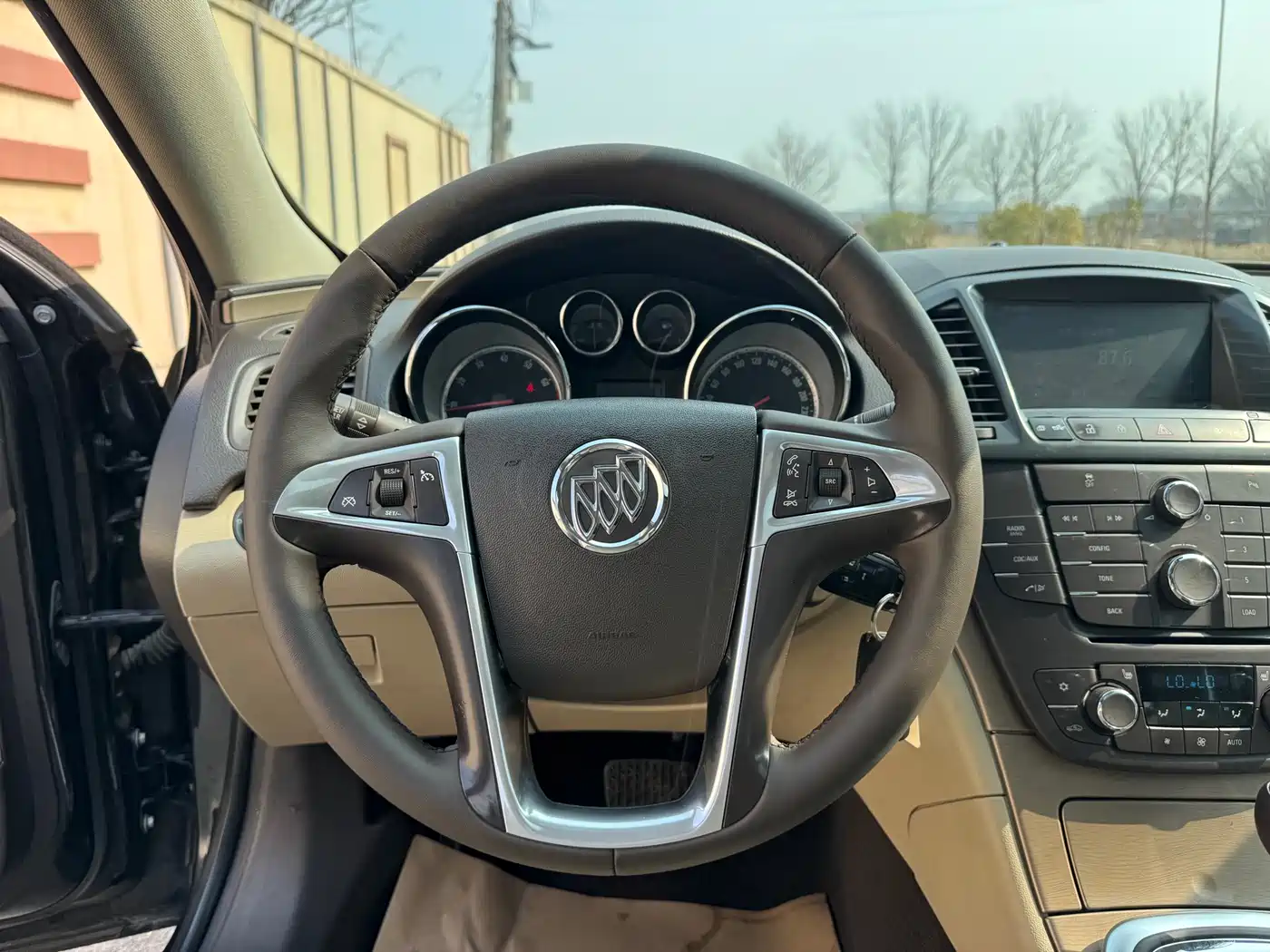 Buick Regal 2012 Model 2.0L Luxury фото 15