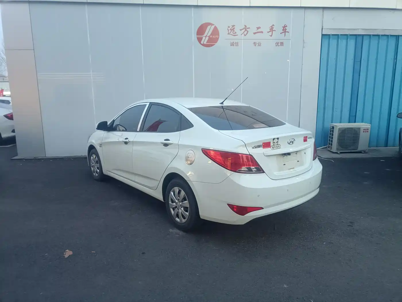 Hyundai Verna 2014 1.4L Manual Fashion GS фото 4