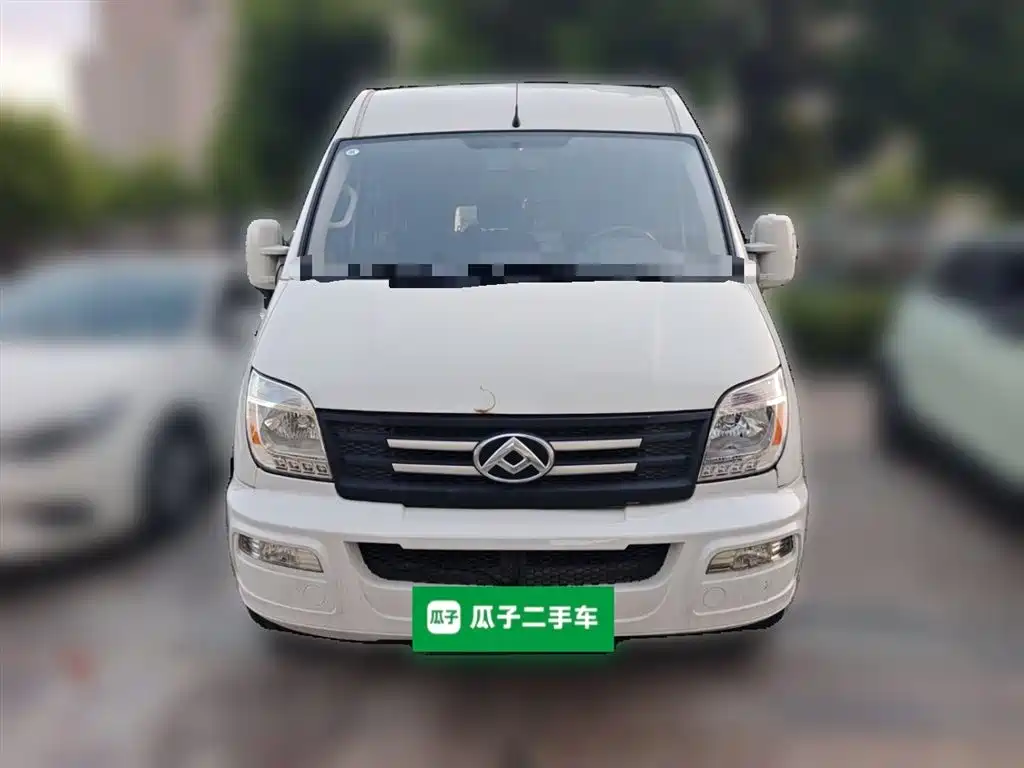 SAIC Maxus Xintu V80 2023 2.0T AMT Classic Aoyun Long Wheelbase Medium Roof 6/7/8/9 Seats фото 24