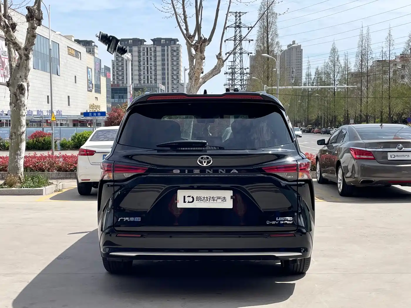 TOYOTA SIENNA