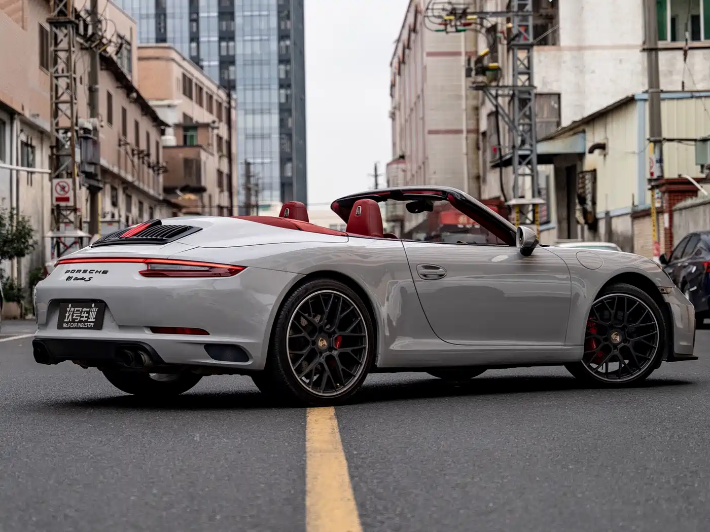 Porsche 911 2012 Carrera S Cabriolet 3.8L фото 3
