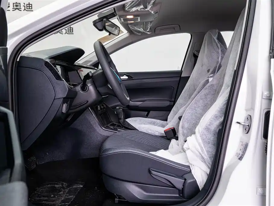 Volkswagen Lavida 2026 Model X-Ray 1.5L Premium Elegance Edition фото 11