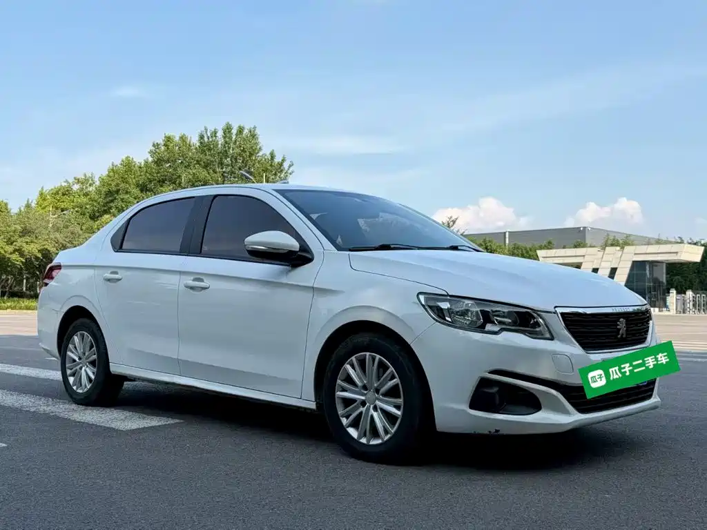 Peugeot 301 2017 2017 1.6L Manual Comfort Edition