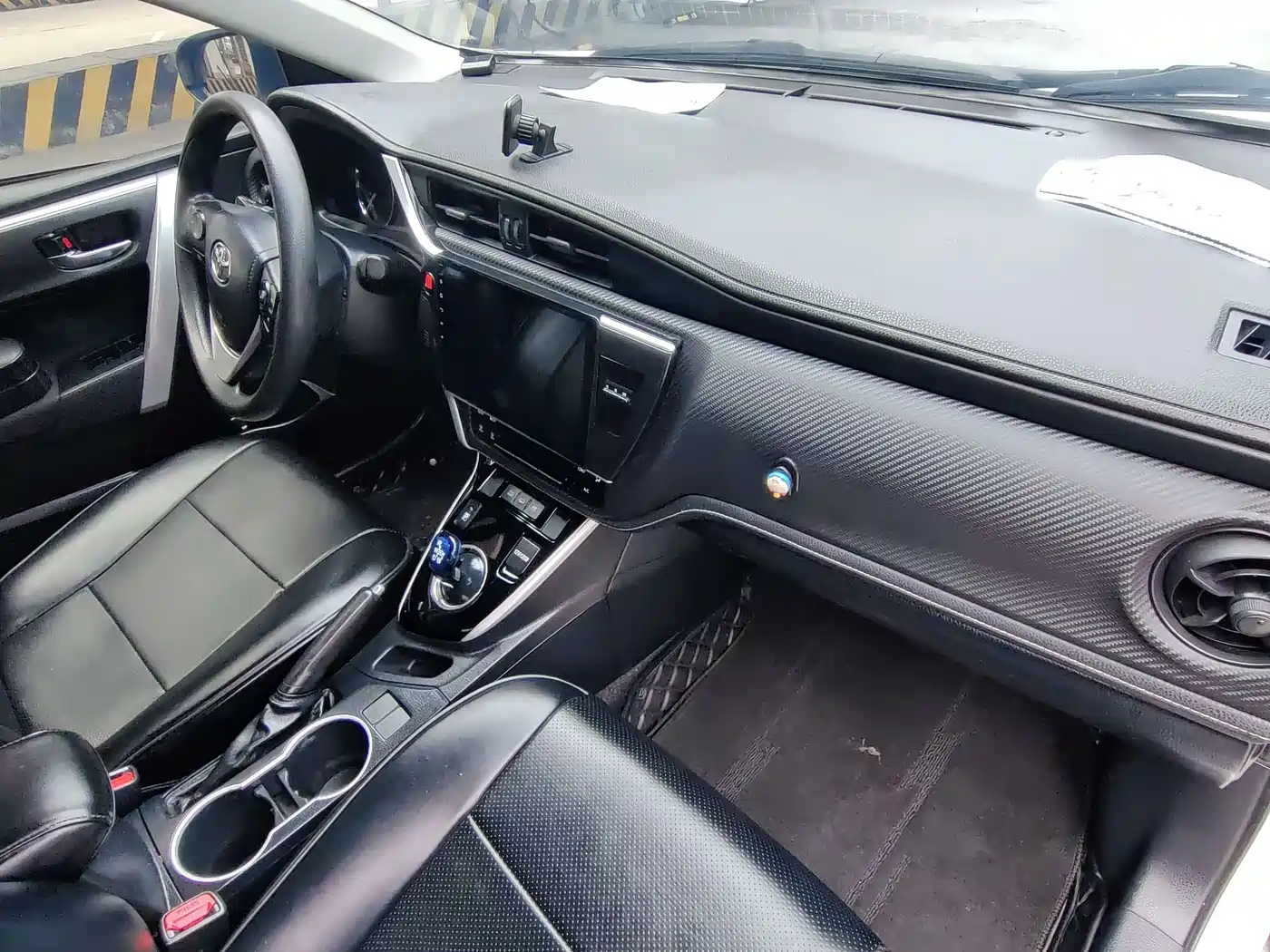 Toyota Levin Twin Engine E+ 2019 1.8PH GS E-CVT Elite Edition фото 12