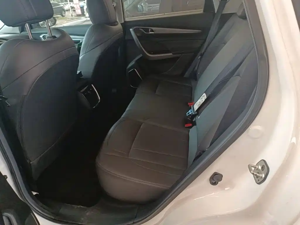 Dongfeng Aeolus Dongfeng Fengshen AX7 2021 2021 1.6T Automatic Premium Edition