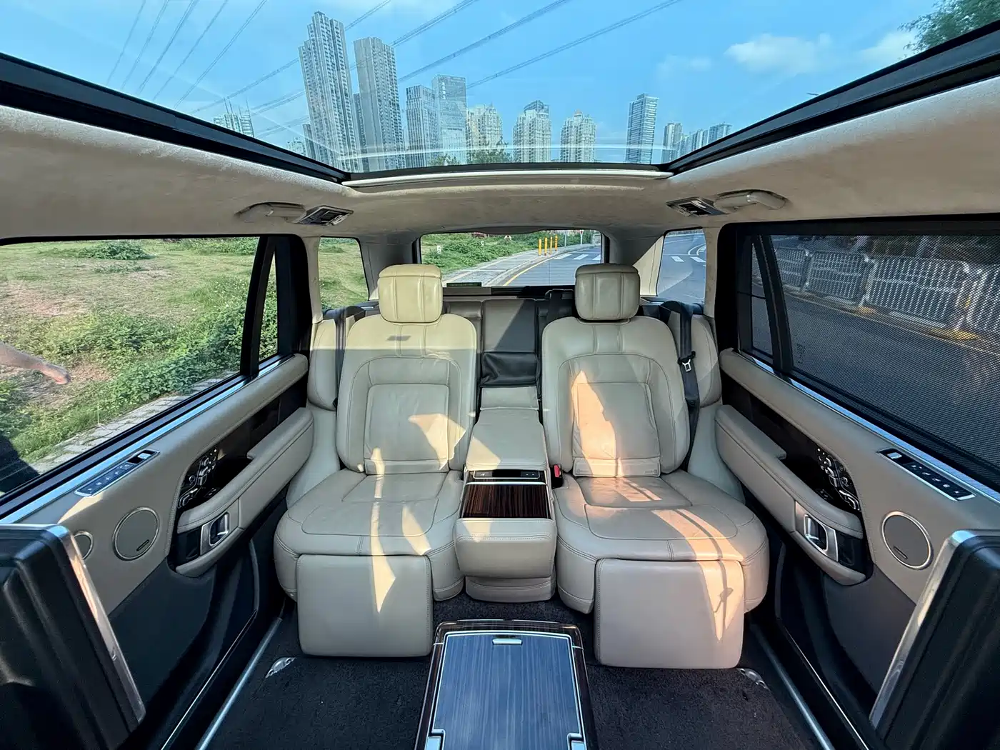 Land Rover Range Rover 2019 5.0 SC V8 Prestige Genesis Extended Edition фото 10