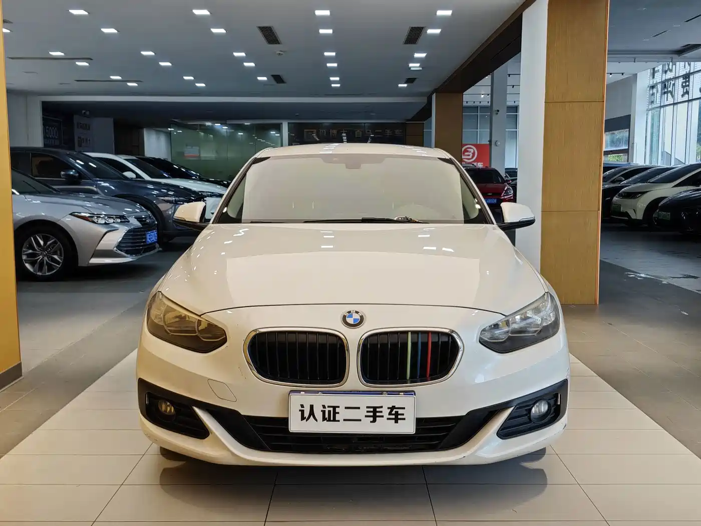 صورة 3 - BMW 1 Series